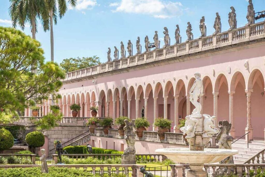 The Strategic Advantage of Airbnb Investments in Bradenton, Florida