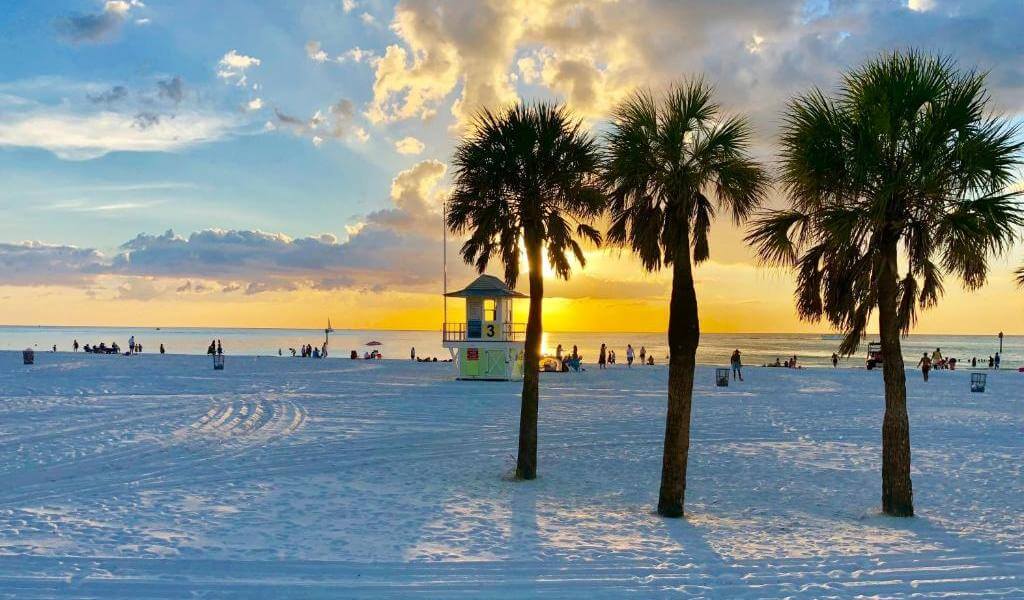 Insider Tips for Launching Your Profitable Airbnb Business in Clearwater Beach