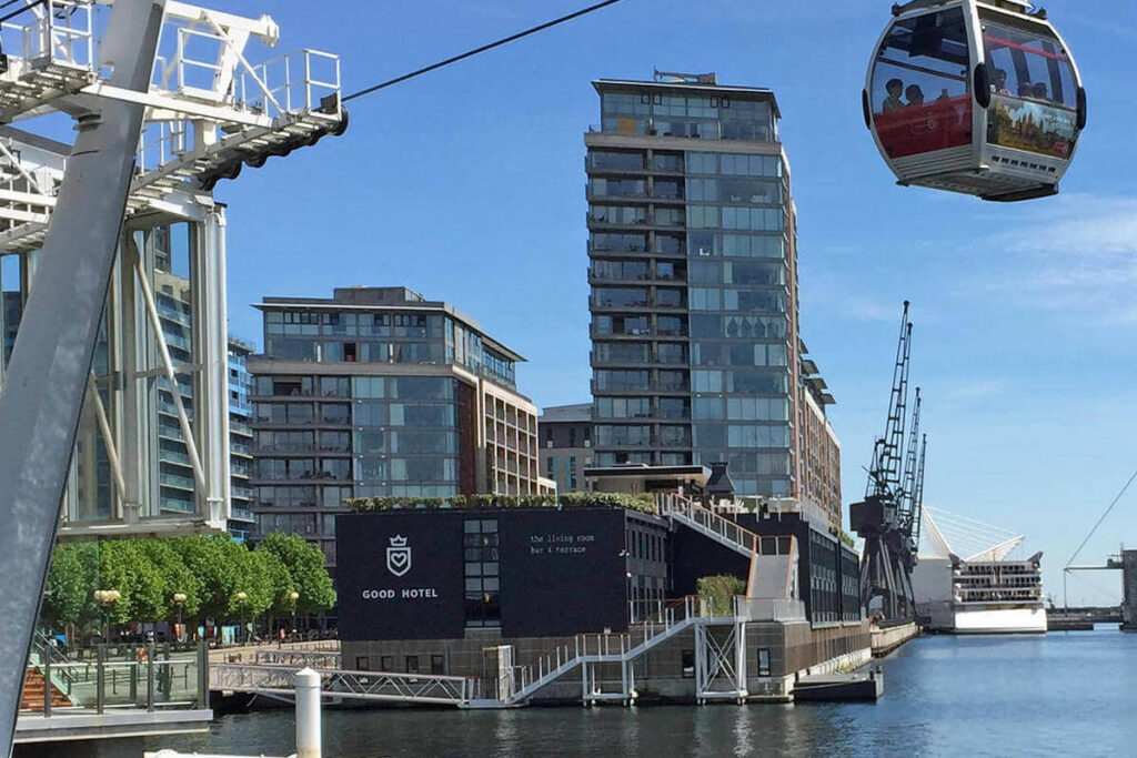 Start Earning with Airbnb in Newham, Outer London