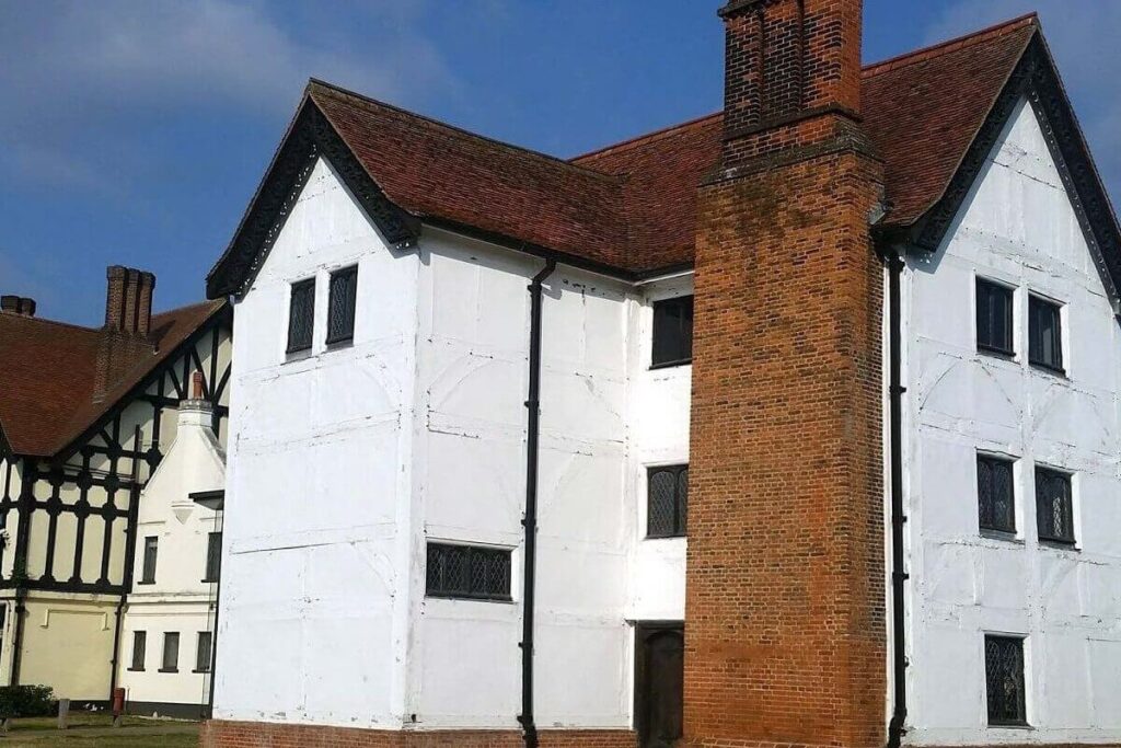 The Ultimate Guide to Waltham Forest for Airbnb Guests